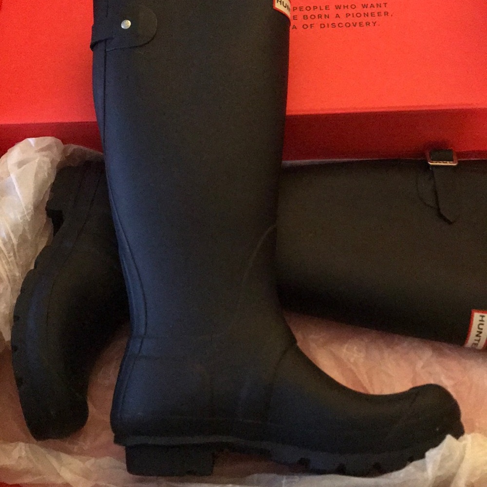 Hunter tall black boots